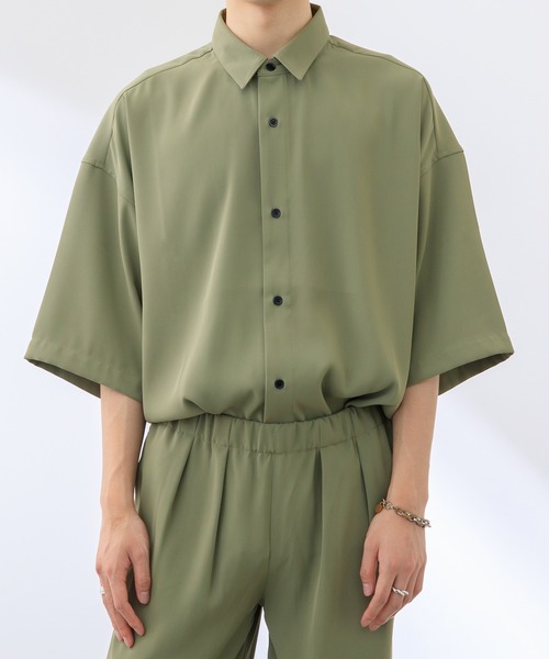 Adoon plain(アドーンプレーン)の「【Adoon plain】ルーズシャツ(セットアップ着用可)(シャツ/ブラウス・メンズ・ネイビー/カーキ/サックスブルー・MEDIUM/LARGE)」の2枚目の写真