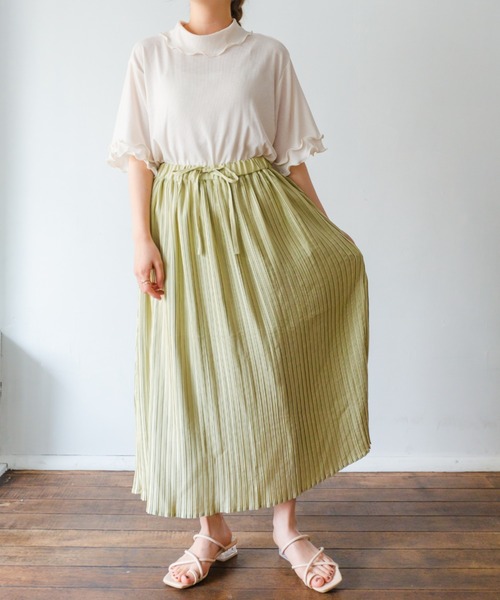 nemne store(ネンネストア)の「オレンジをつむプリーツロングスカート(スカート・レディース・ライトグリーン/アイボリー/キャメル・フリー)」の7枚目の写真