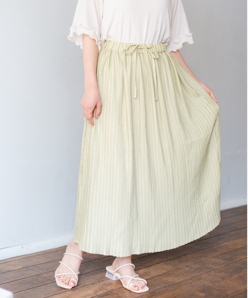 nemne store(ネンネストア)の「オレンジをつむプリーツロングスカート(スカート・レディース・ライトグリーン/アイボリー/キャメル・フリー)」の14枚目の写真
