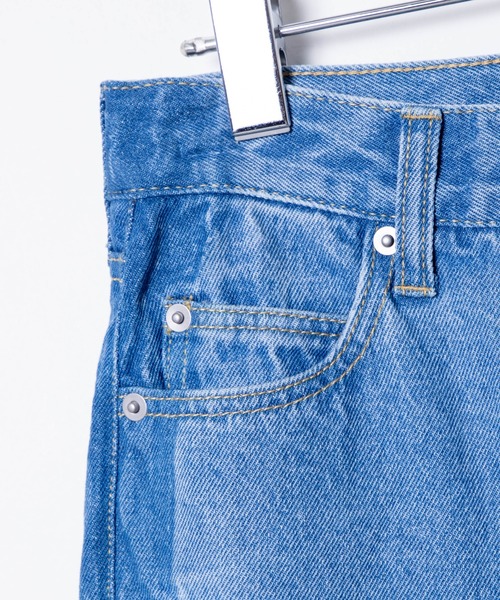 WEGO（ウィゴー）の「WEGO/サイドラインデニムパンツ（デニムパンツ・レディース・インディゴブルー・SMALL/MEDIUM）」の3枚目の写真