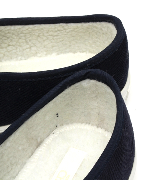 Chico（チコ）の「コーデュロイスニーカー（その他シューズ・レディース・グレー/ネイビー/ホワイト・LARGE/MEDIUM/SMALL）」の9枚目の写真