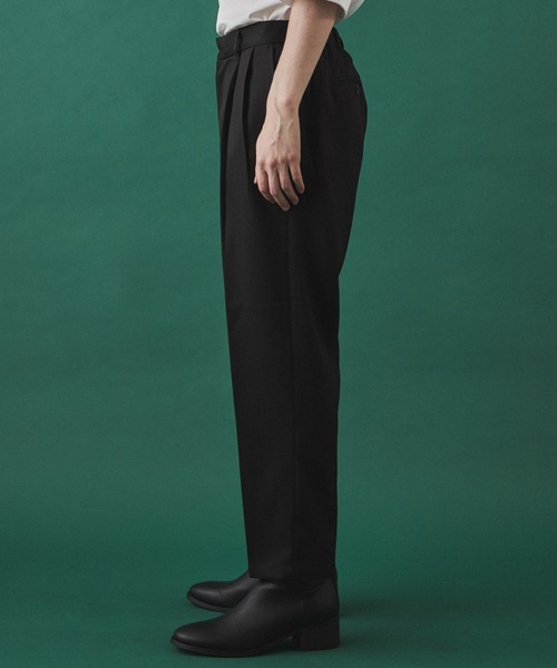 LUCY（ルーシー）の「LUCY/2TACK TAPERED SLACKS（スラックス・メンズ・ブラック/グレイッシュベージュ・MEDIUM/LARGE）」の8枚目の写真