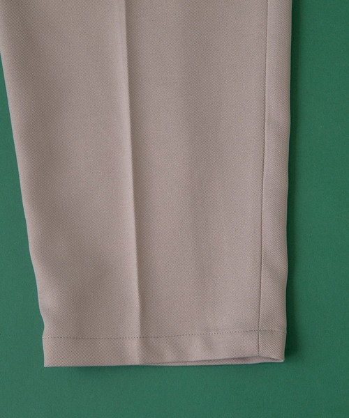 LUCY（ルーシー）の「LUCY/2TACK TAPERED SLACKS（スラックス・メンズ・ブラック/グレイッシュベージュ・MEDIUM/LARGE）」の16枚目の写真