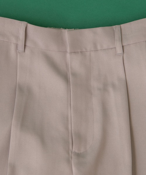 LUCY（ルーシー）の「LUCY/2TACK TAPERED SLACKS（スラックス・メンズ・ブラック/グレイッシュベージュ・MEDIUM/LARGE）」の6枚目の写真