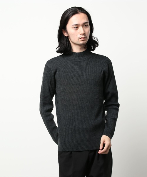 Blue Standard （ブルースタンダード）の「【BLUE STANDARD/ブルースタンダード】フィット感抜群 ストレッチリブハイネックセーター（ニット/セーター・メンズ・ホワイト/チャコールグレー/ブラック/ワイン・MEDIUM/LARGE/X-LARGE）」の4枚目の写真