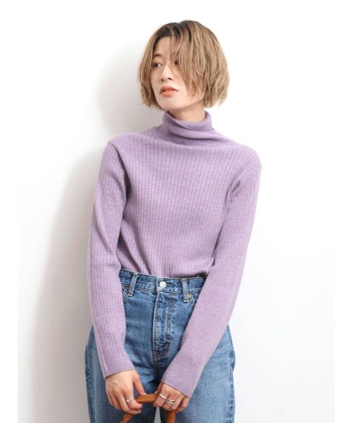 Ungrid（アングリッド）の「ウォッシャブルタートルニット（ニット/セーター・レディース・イエロー/ブルー/パープル/レッド/アイボリー/ブラック・FREE）」の4枚目の写真