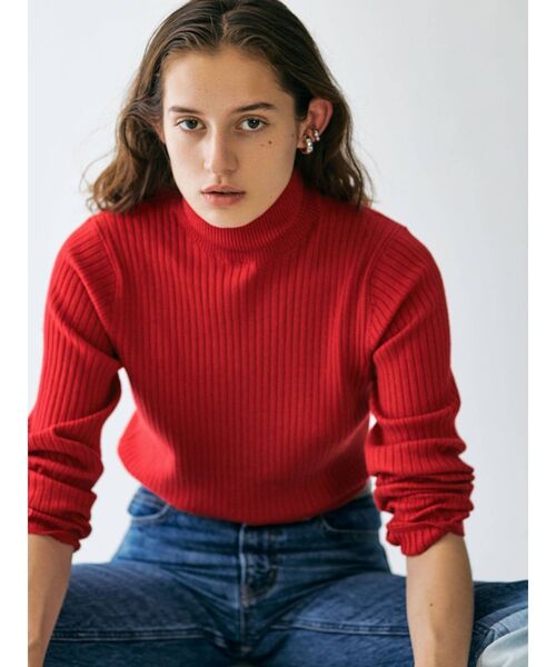 Ungrid（アングリッド）の「ウォッシャブルタートルニット（ニット/セーター・レディース・イエロー/ブルー/パープル/レッド/アイボリー/ブラック・FREE）」の14枚目の写真