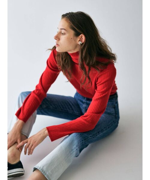 Ungrid（アングリッド）の「ウォッシャブルタートルニット（ニット/セーター・レディース・イエロー/ブルー/パープル/レッド/アイボリー/ブラック・FREE）」の15枚目の写真