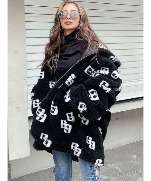 完売❗渋谷109購入♥　新品同様♥　ジェイダ　GYDA オフショルダーブルゾン GG LOGOボア BIG ブルゾン[品番：MKSW0040291]｜GYDA（ジェイダ