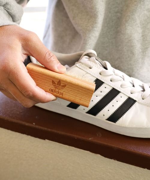 adidas（アディダス）の「adidas/アディダス CREP PREMIUM BRUSH スニーカー シブナ材 馬毛 シューケア（シューケア用品・メンズ・その他・FREE）」の11枚目の写真