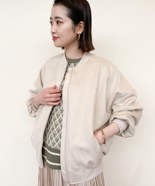 ITEMS URBANRESEARCH（アイテムズ アーバンリサーチ）の「フェイクスエードブルゾン（ブルゾン・レディース・オフホワイト/モカ/カーキ・FREE）」の2枚目の写真