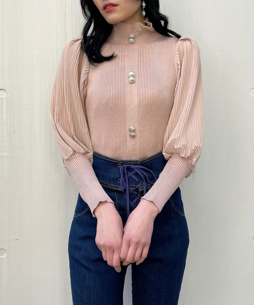 titty＆Co. PETIT（ティティアンドコープティ）の「【titty&Co.PETIT】シフォンスリーブダブルボタンニットトップス（ニット/セーター・レディース・ホワイト/ブラック/ベージュ・FREE）」の6枚目の写真