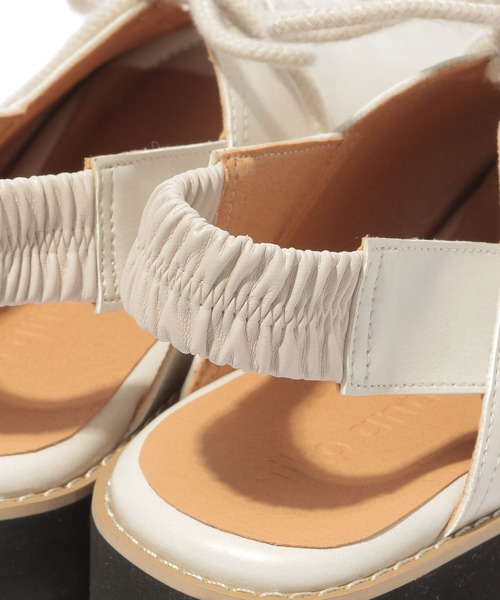 niko and...（ニコアンド）の「オリジナルレースアップサンダル（サンダル・レディース・ブラック/アイボリー・SMALL/MEDIUM/LARGE）」の4枚目の写真