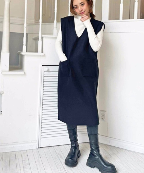 M y u（ミュー）の「前ポケットミニ丈ベストロングワンピース（ワンピース・レディース・チャコールグレー/ブラック・FREE）」の2枚目の写真