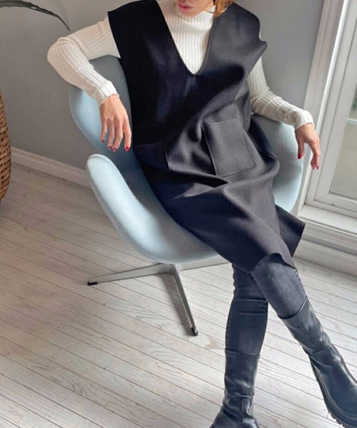 M y u（ミュー）の「前ポケットミニ丈ベストロングワンピース（ワンピース・レディース・チャコールグレー/ブラック・FREE）」の5枚目の写真