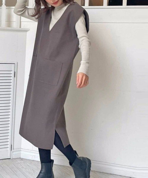 M y u（ミュー）の「前ポケットミニ丈ベストロングワンピース（ワンピース・レディース・チャコールグレー/ブラック・FREE）」の6枚目の写真