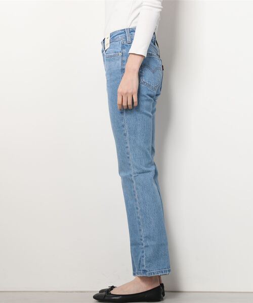 Levi's（リーバイス）の「LOW PITCH BOOT NAPA SUN（デニムパンツ・レディース・インディゴブルー・25inch/27inch/24inch/26inch/23inch/28inch）」の3枚目の写真