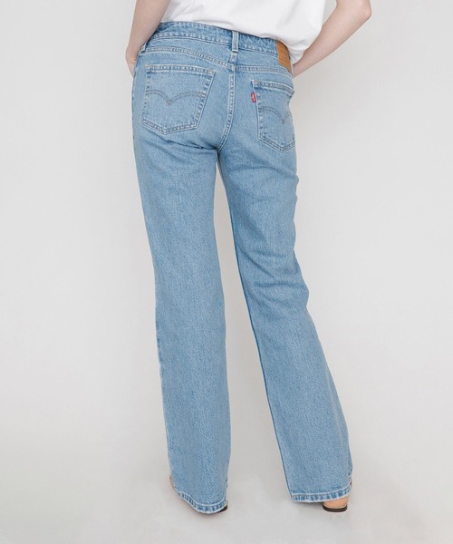 Levi's（リーバイス）の「LOW PITCH BOOT NAPA SUN（デニムパンツ・レディース・インディゴブルー・25inch/27inch/24inch/26inch/23inch/28inch）」の5枚目の写真