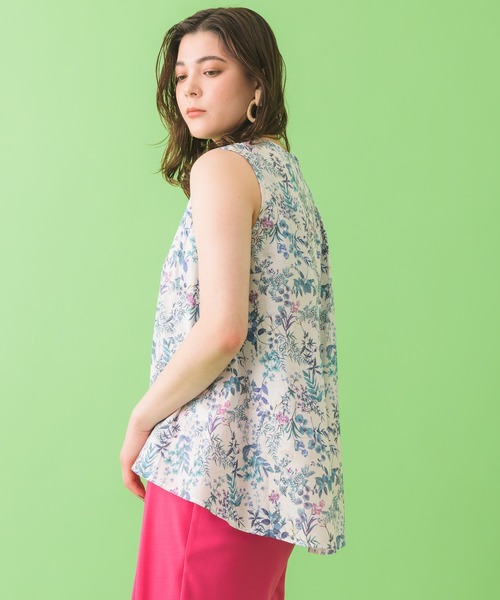 CLOCHE（クロシェ）の「cloche ボタニカルプリント綿ブラウス（シャツ/ブラウス・レディース・イエロー/ブルー・FREE）」の10枚目の写真