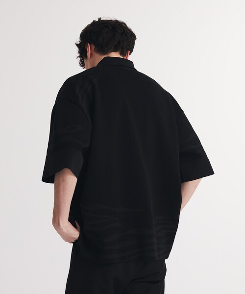 UNITED TOKYO（ユナイテッドトウキョウ）の「ゼブラジャガードニットポロ（ポロシャツ・メンズ・ホワイト/ブラック/ピンク・1/2）」の7枚目の写真