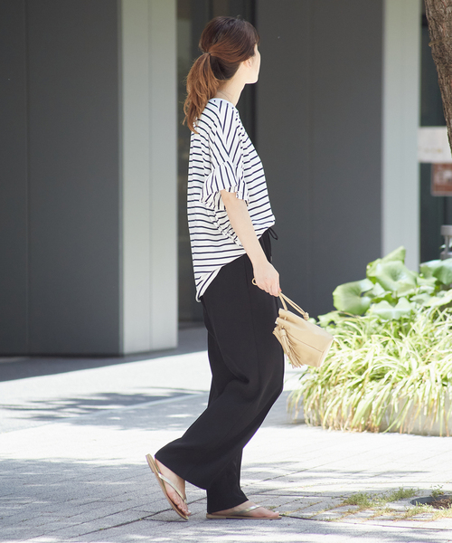 JOURNAL STANDARD（ジャーナルスタンダード）の「ギャザースリーブポンチョTee（Tシャツ/カットソー・レディース・ホワイト/ネイビー系1/ブラック/パープル系その他3・FREE）」の10枚目の写真