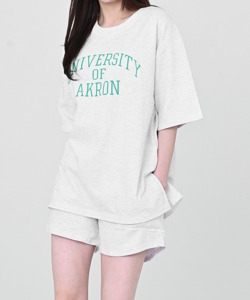 me+em select(ミームセレクト)の「【上下2点セット】カレッジロゴT&ショートパンツルームウェア(ルームウェア/パジャマ・レディース・スカイブルー/グレー/アイボリー・FREE)」の4枚目の写真
