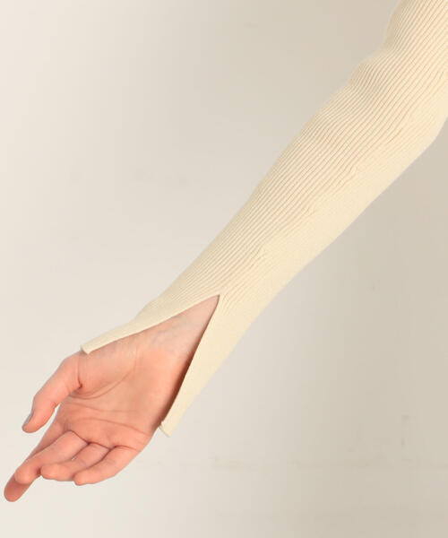 TOMORROWLAND （トゥモローランド）の「コットンリブ Vネックショートカーディガン（カーディガン/ボレロ・レディース・ライトブルー/ネイビー/イエロー/ライトベージュ/ブルー系その他4・S）」の13枚目の写真