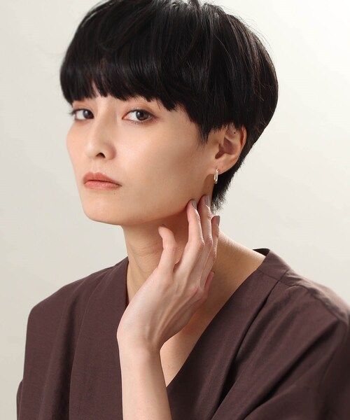 COCOSHNIK(ココシュニック)の「K10オーバル中折れ フープピアス(ピアス(両耳用)・レディース・ホワイト系その他7・00)」の7枚目の写真