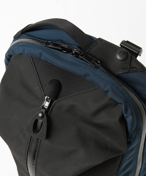 BEAMS（ビームス）の「ARC'TERYX / ARRO 22（バックパック/リュック・メンズ・ブラック・22ﾘｯﾄﾙ）」の16枚目の写真