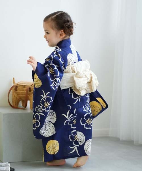 utatane(ウタタネ)の「キッズ浴衣3点セット 女の子 utatane×注染工房 kids 日本製注染(浴衣・キッズ・ネイビー・100cm/110cm/120cm/130cm)」の5枚目の写真