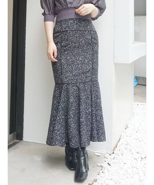 MERCURYDUO（マーキュリーデュオ）の「リーフフラワーパイピングマーメイドスカート（スカート・レディース・ブラック/アイボリー・SMALL/MEDIUM）」の19枚目の写真
