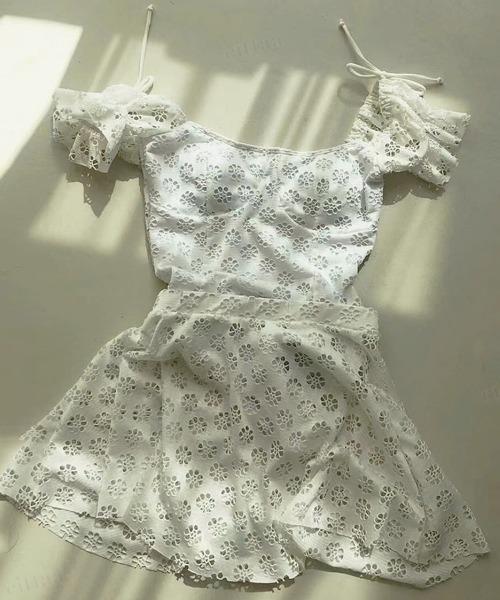 Dalfwin(ダールフィン)の「2022 S/S 春夏 水着レディース パンチングレーススカート付きモノキニ(水着・レディース・ホワイト・FREE)」の10枚目の写真