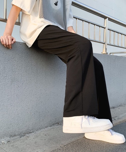 ブラック レザー ワイドパンツ　フレアパンツ　ブーツカット ブラック レザー ワイドパンツ フレアパンツ ブーツカット