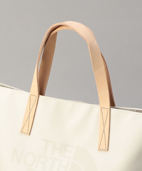 FREAK'S STORE（フリークスストア）の「【WEB限定】THE NORTH FACE PURPLE LABEL/ザ・ノースフェイスパープルレーベル　TPE Small Tote Bag/スモールトートバッグ（ショルダーバッグ・レディース・オフホワイト/ブラック/ネイビー・ONE SIZE）」の11枚目の写真