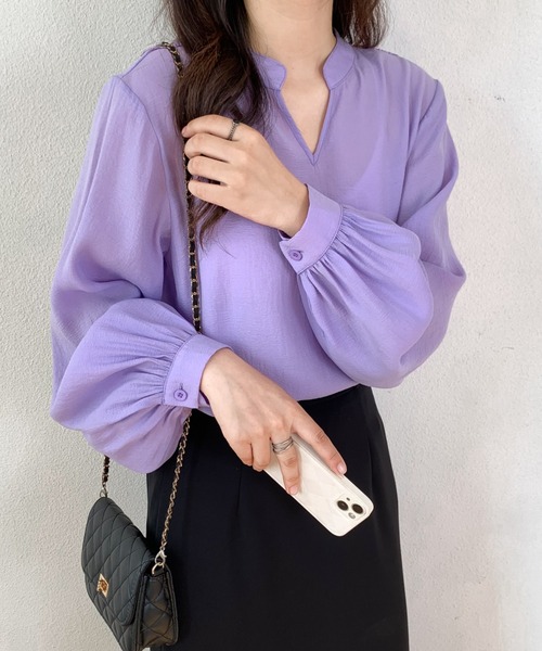 ECLIN（エクラン）の「ボリュームスリーブスキッパネックブラウス（シャツ/ブラウス・レディース・ホワイト/ブラック/パープル/ブルー・M/L）」の16枚目の写真
