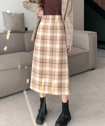 バックスリットチェック柄スカート
