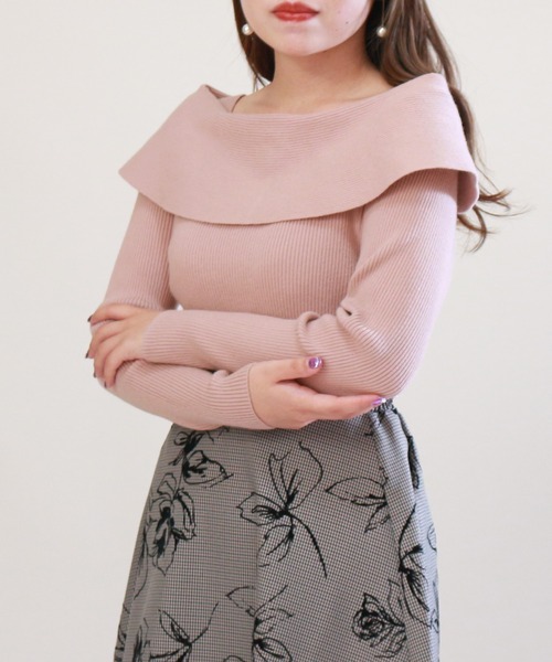ASTORIA ODIER(アストリアオディール)の「バックリボンバーサーカラープルオーバー(ニット/セーター・レディース・ピンク/アイボリー/グリーン/ブラック/ラベンダー・MEDIUM)」の5枚目の写真