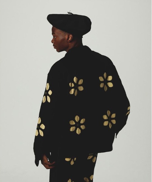 niche.(ニッチ)の「niche. TwillFlowerCutWorkOpenCollarSh(シャツ/ブラウス・メンズ・ブラック・MEDIUM/LARGE)」の1枚目の写真