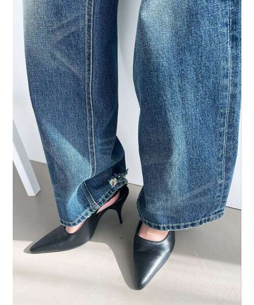 EMODA（エモダ）の「ポインテッドストレートヒール（パンプス・レディース・ブラック/シルバー/グリーン・SMALL/MEDIUM/LARGE）」の5枚目の写真