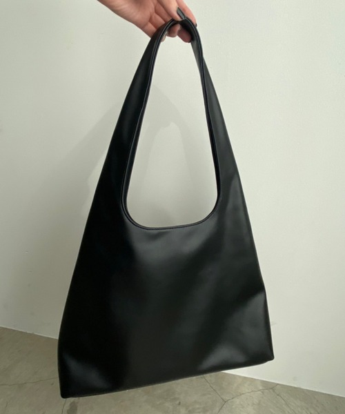 WEGO(ウィゴー)の「WEGO/トライアングルPUトートバッグ(トートバッグ・レディース・ブラック/ホワイト・FREE)」の8枚目の写真