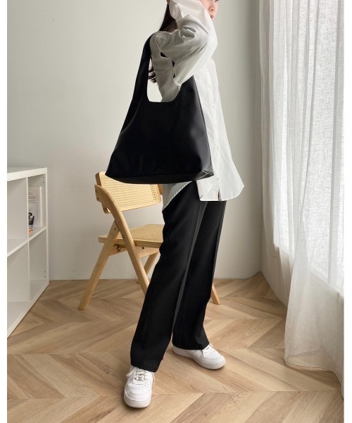 WEGO(ウィゴー)の「WEGO/トライアングルPUトートバッグ(トートバッグ・レディース・ブラック/ホワイト・FREE)」の6枚目の写真