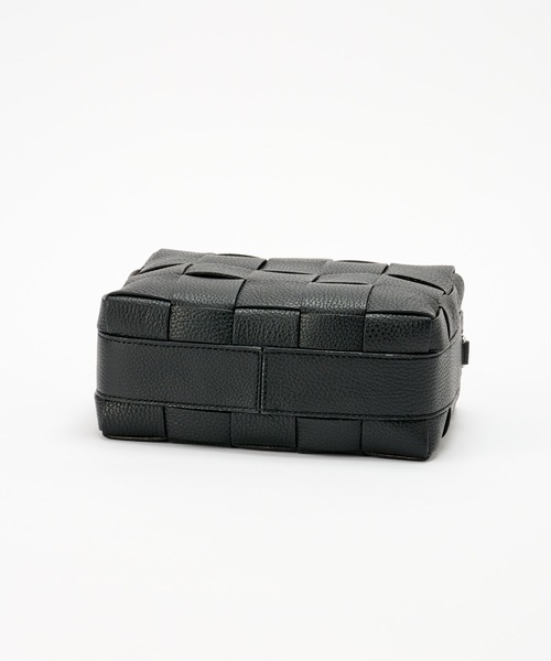 IACUCCI（イアクッチ）の「ベルタ S CERVO（ショルダーバッグ）」 - WEAR