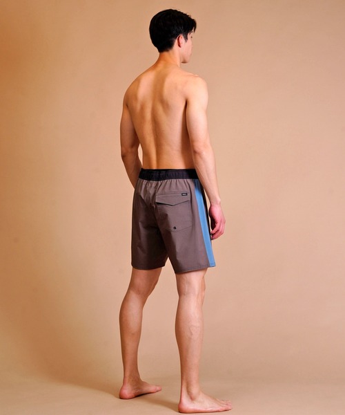 RVCA(ルーカ)の「RVCA/ルーカ ユーティリティ/水陸両用 ボードショーツ/ゴムトランクス/水着 BD041-525(水着・メンズ・グリーン/ブラック×ブラック/ブラック×ホワイト/ブラック系その他4・M/S/L)」の11枚目の写真