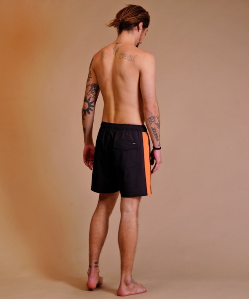 RVCA(ルーカ)の「RVCA/ルーカ ユーティリティ/水陸両用 ボードショーツ/ゴムトランクス/水着 BD041-525(水着・メンズ・グリーン/ブラック×ブラック/ブラック×ホワイト/ブラック系その他4・M/S/L)」の21枚目の写真