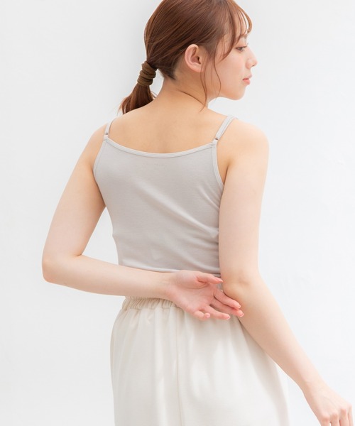 Honeys（ハニーズ）の「インナーキャミソール（キャミソール・レディース・ブラック/ライトグレー/ネイビー/ベージュ/オフホワイト/モカ・L/M/S/LL）」の22枚目の写真