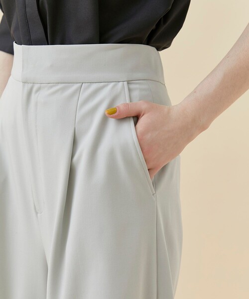 CITY TOKYO(シティトウキョウ)の「カラビナスリットパンツ(その他パンツ・レディース・ライトグレー/ダークグレー・1/2)」の9枚目の写真