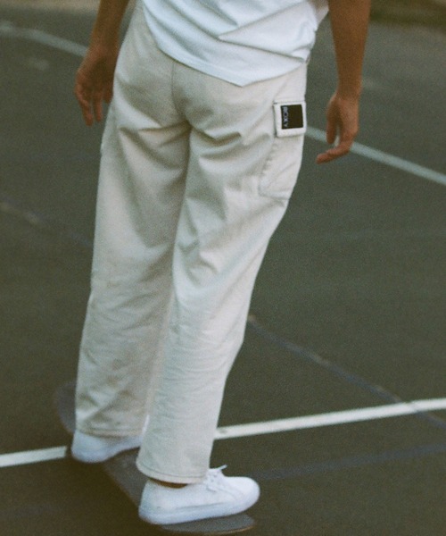 ROXY(ロキシー)の「SLIDE PANTS/ロキシーカーゴパンツ(カーゴパンツ・レディース・ホワイト/パープル/マルチ・MEDIUM/LARGE)」の5枚目の写真