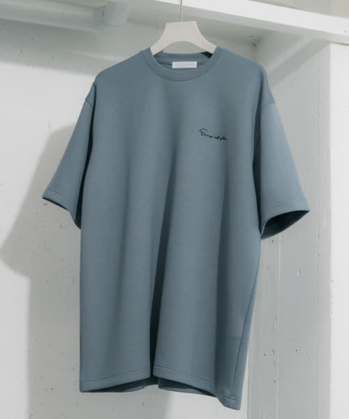 SENSE OF PLACE by URBAN RESEARCH(センスオブプレイスバイアーバンリサーチ)の「『一部WEB限定カラー』『ユニセックス』シシュウダンボールポンチショートスリーブTシャツ(Tシャツ/カットソー・メンズ・グリーン系その他/ブルー/ライトベージュ/ブラック/ホワイト/チャコールグレー/ピンク/ライトグレー/ホワイト系その他/グリーン/ブラック系その他/ブラウン/ブルー系その他・MEDIUM/LARGE)」の11枚目の写真