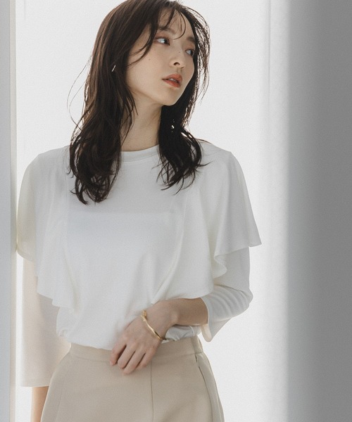 Andemiu（アンデミュウ）の「フレアスリーブカット7S 188367（Tシャツ/カットソー・レディース・オフホワイト/チャコールグレー/ベージュ・FREE）」の2枚目の写真