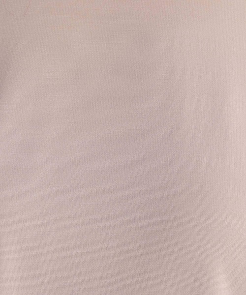 Andemiu（アンデミュウ）の「フレアスリーブカット7S 188367（Tシャツ/カットソー・レディース・オフホワイト/チャコールグレー/ベージュ・FREE）」の17枚目の写真